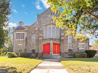 1970 E CHELTEN AVENUE, PHILADELPHIA, PA 19138
