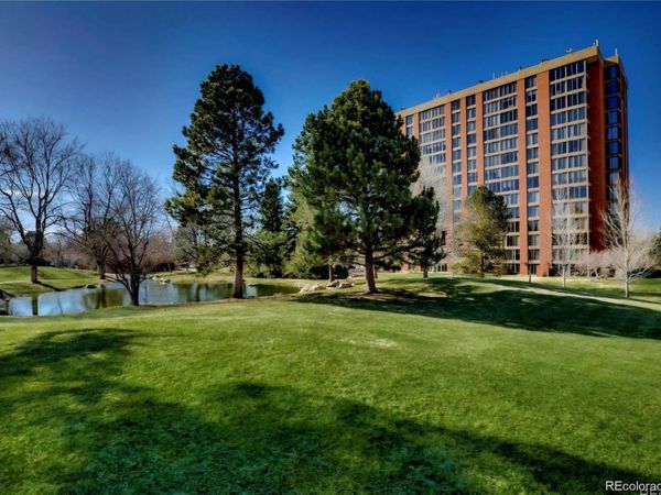 1900 E Girard Place, Unit 606, Englewood, CO 80113