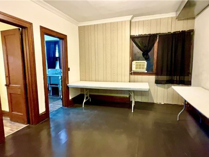 3736 E 71 Street E, Cleveland, OH 44105 Photo 10