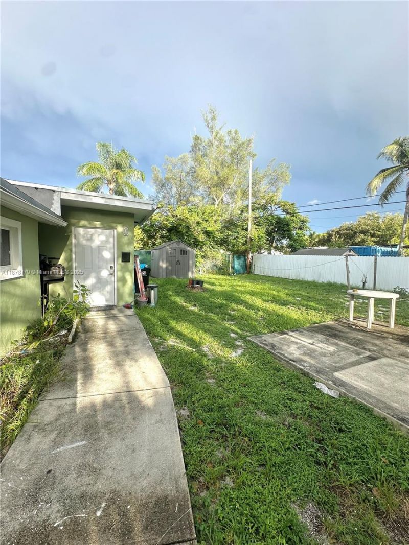 1620 NW 15th Pl, Fort Lauderdale, FL 33311 Photo