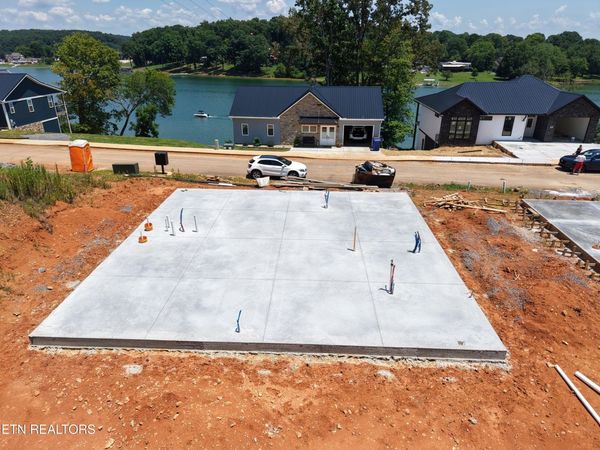 182 Lakeshore Bay Drive, Jefferson City, TN 37760