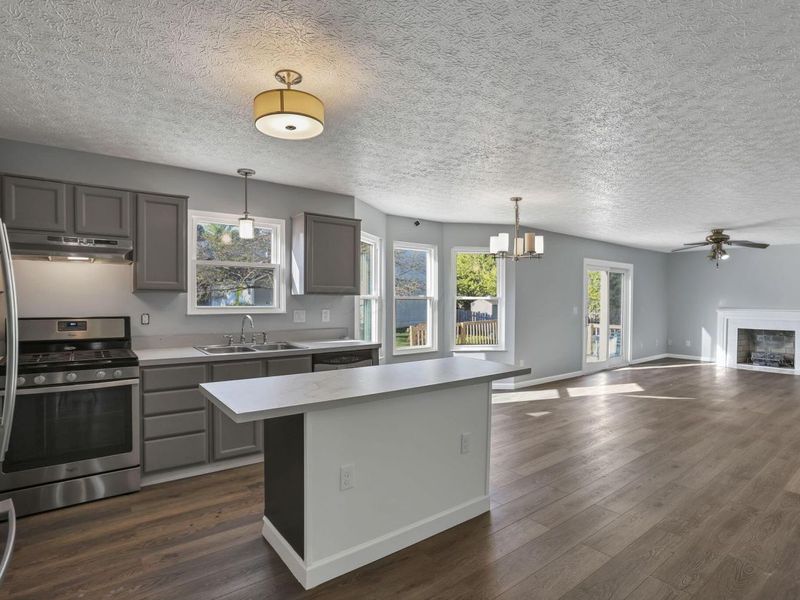 6037 Carmell Drive, Columbus, OH 43228 Photo 14