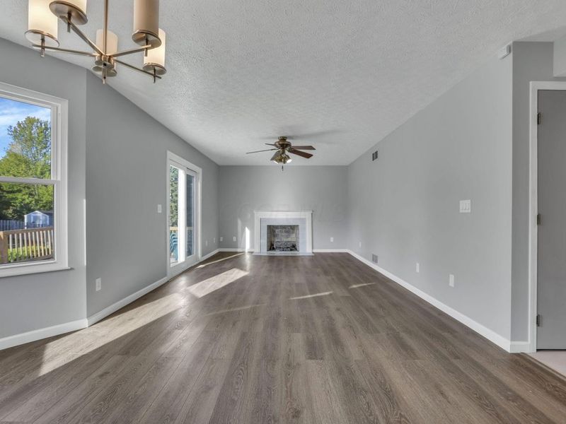 6037 Carmell Drive, Columbus, OH 43228 Photo 21