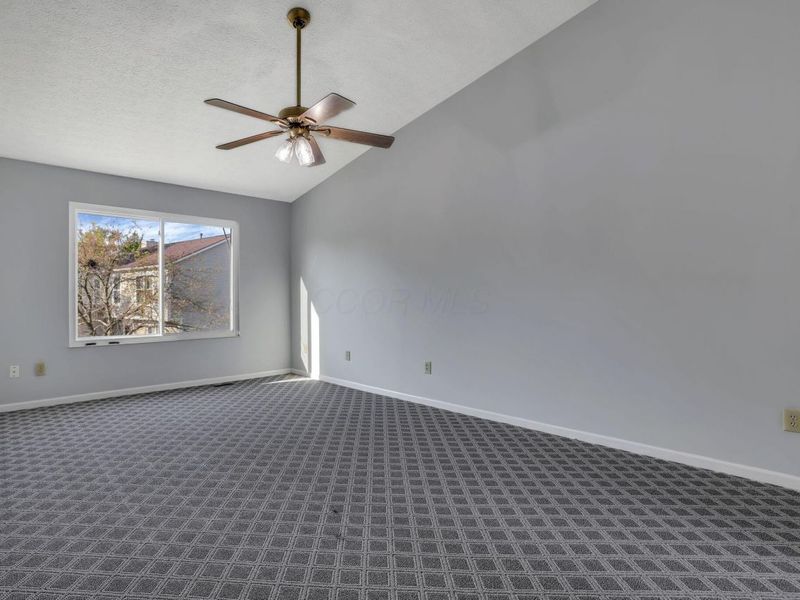 6037 Carmell Drive, Columbus, OH 43228 Photo 31