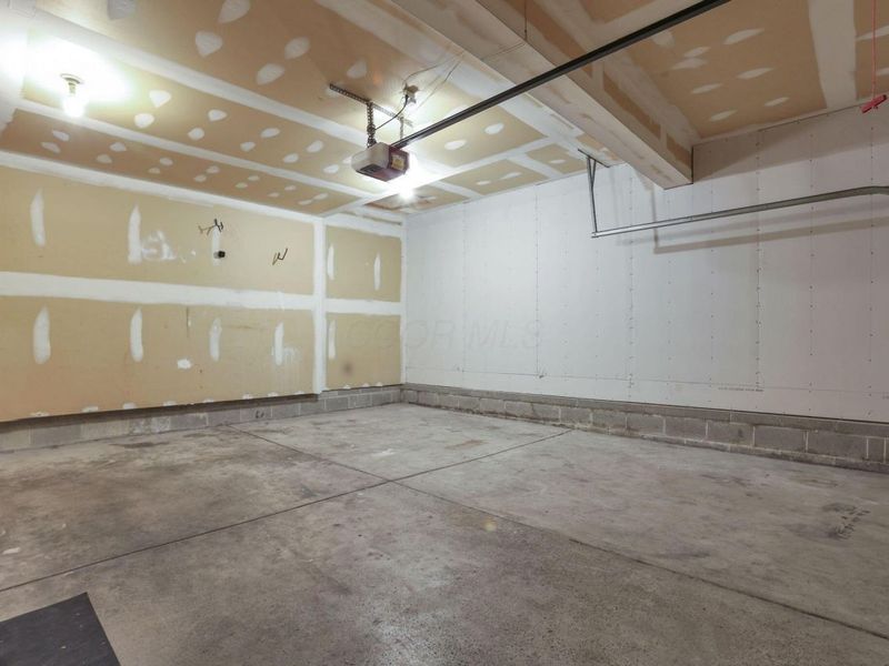 6037 Carmell Drive, Columbus, OH 43228 Photo 43