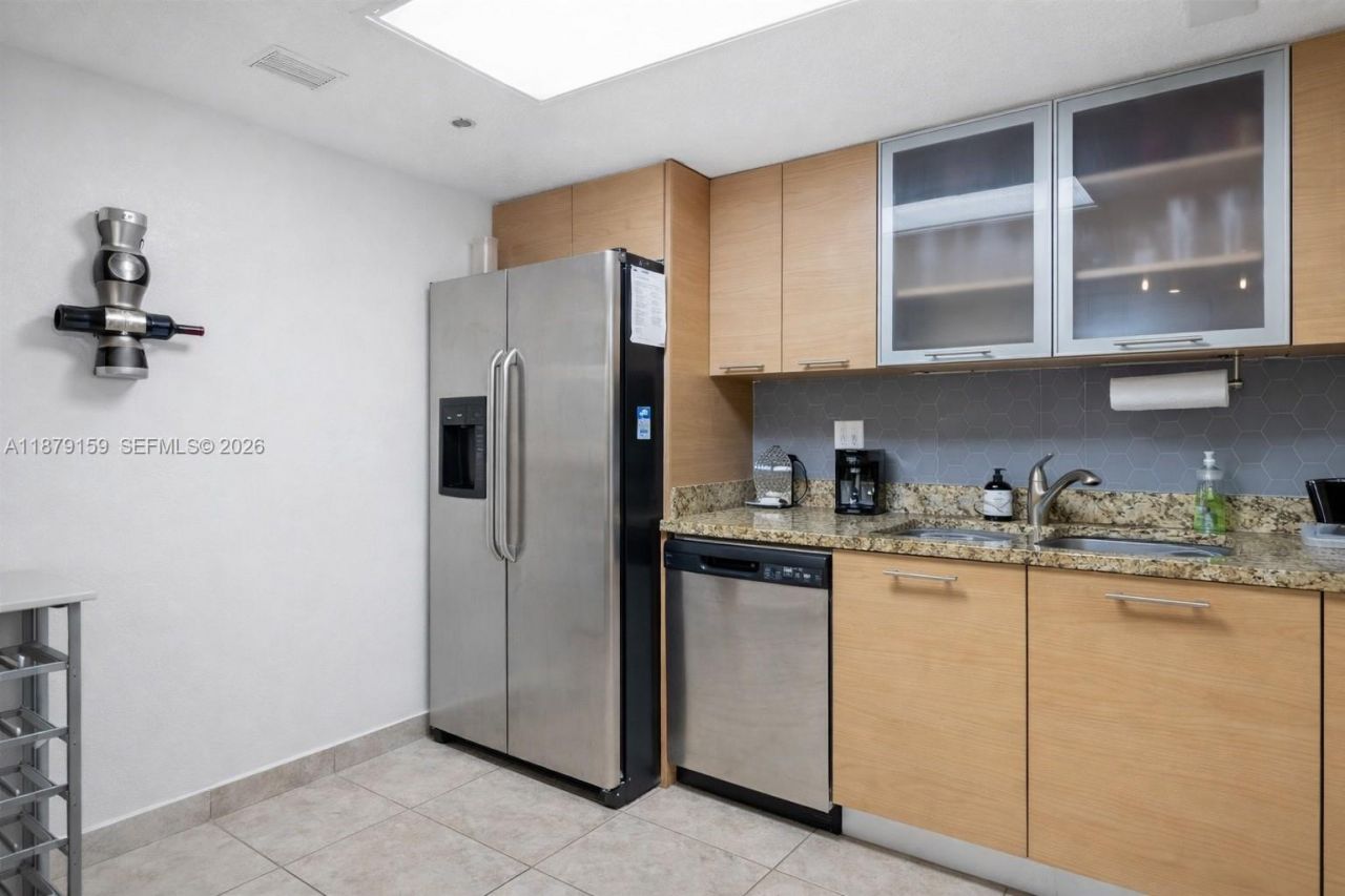 3300 NE 192nd St, Unit PH16, Aventura, FL 33180 Photo