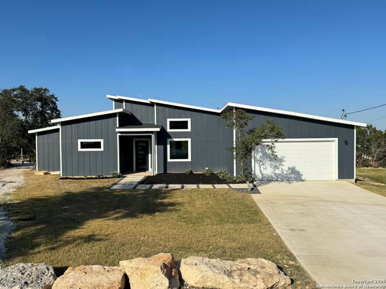 1652 Rimrock, Spring Branch, TX 78070 Main Photo