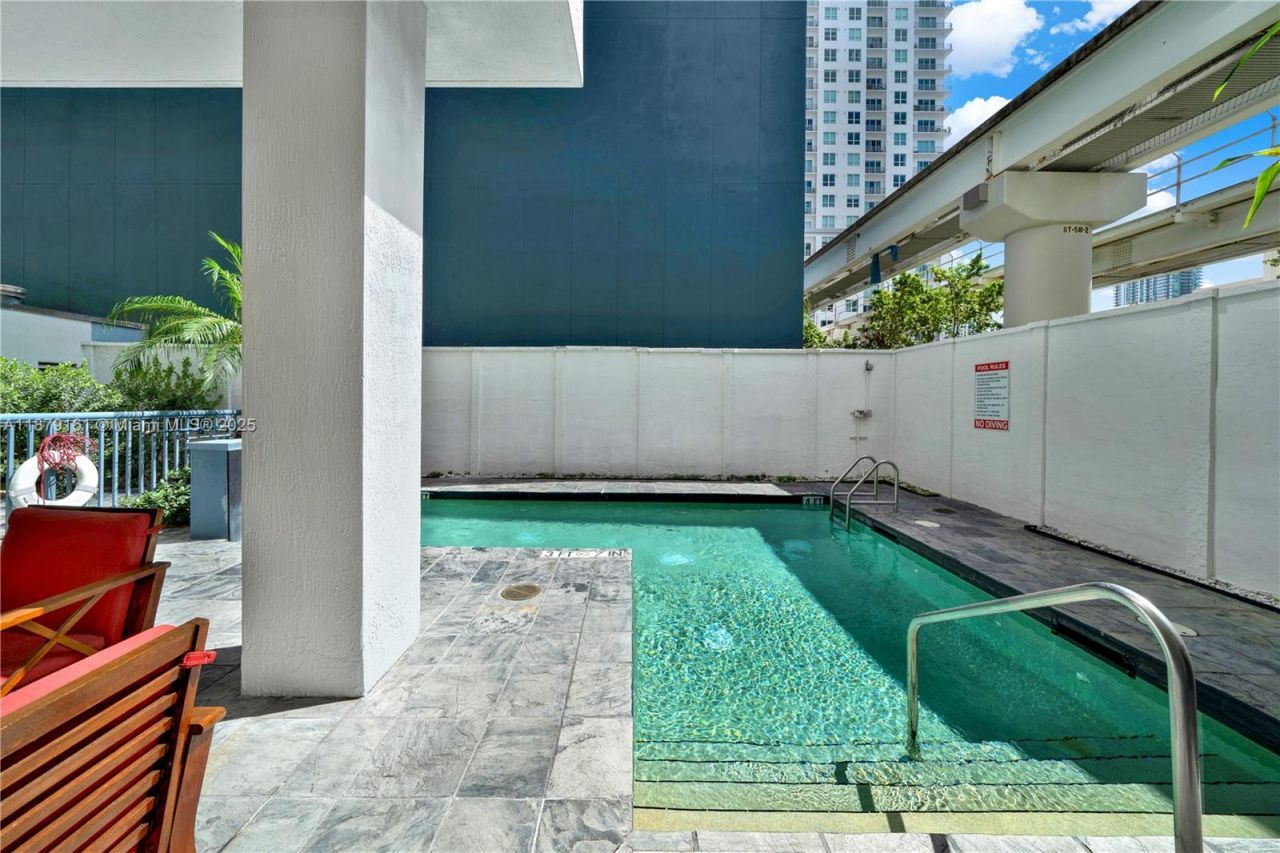 234 NE 3rd St, Unit 601, Miami, FL 33132 Photo