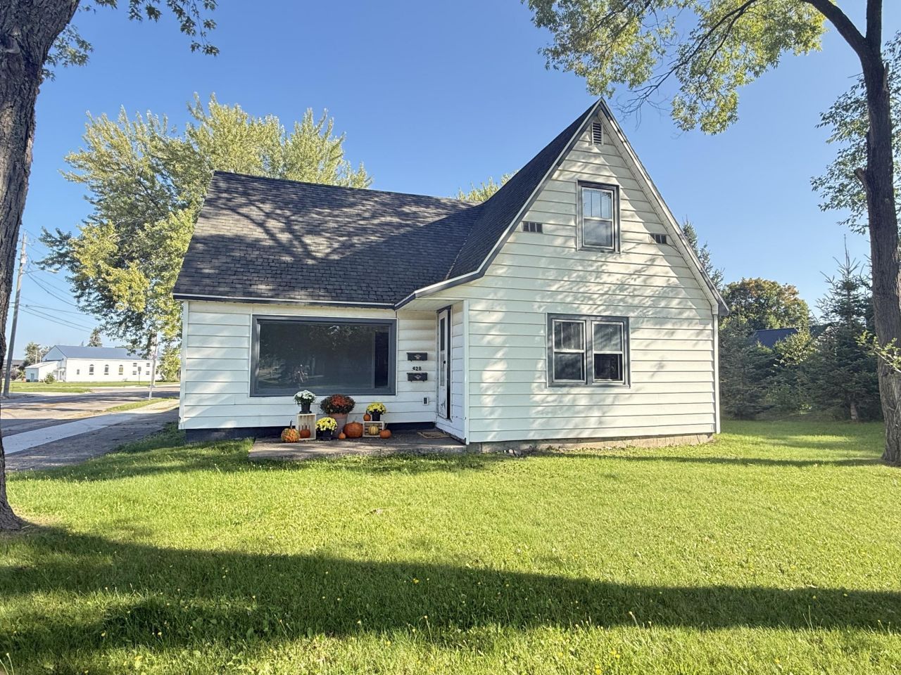 COH☆ 49783 Real Estate | Find Houses & Homes for Sale in Sault