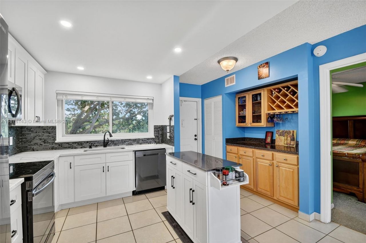 2000 S Federal Hwy, Unit 304, Boynton Beach, FL 33435 Photo