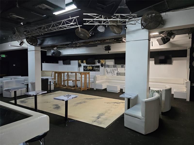 6051 SW 8th St, West Miami, FL 33144 Photo