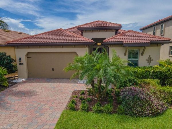 16374 Barclay CT, NAPLES, FL 34110