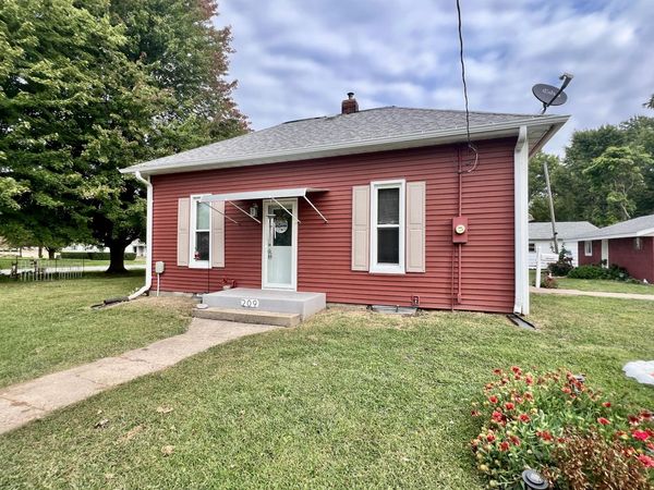 209 NW 6TH ST, Aledo, IL 61231