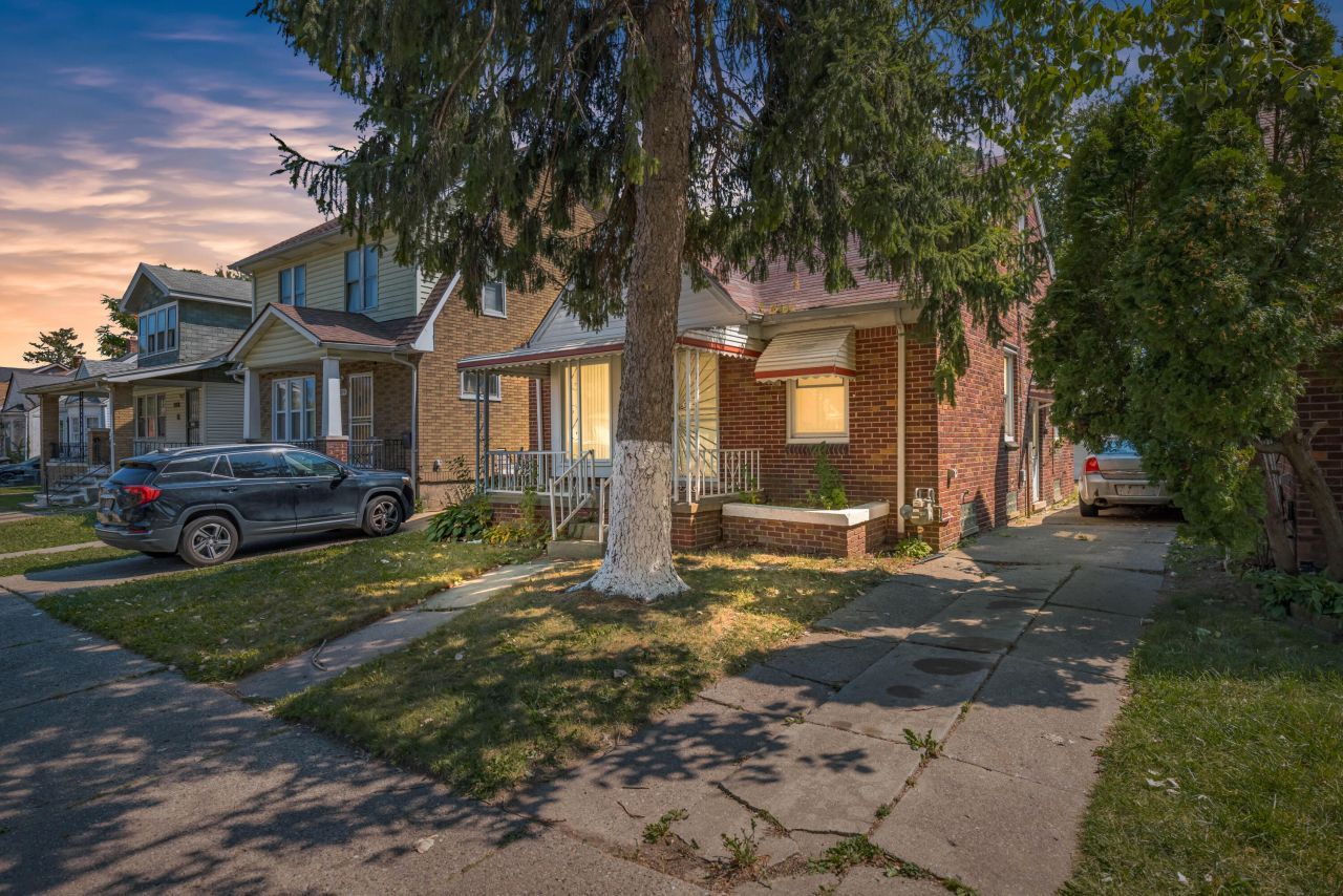 11090 Patrick Avenue, Detroit, MI 48205 Main Photo