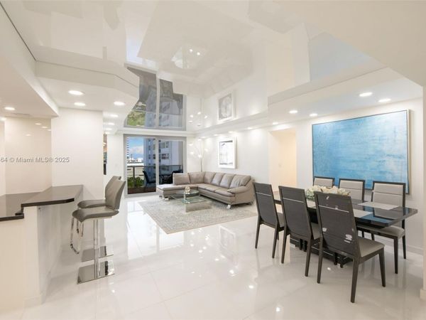 Unit 902, Hallandale Beach, FL 33009
