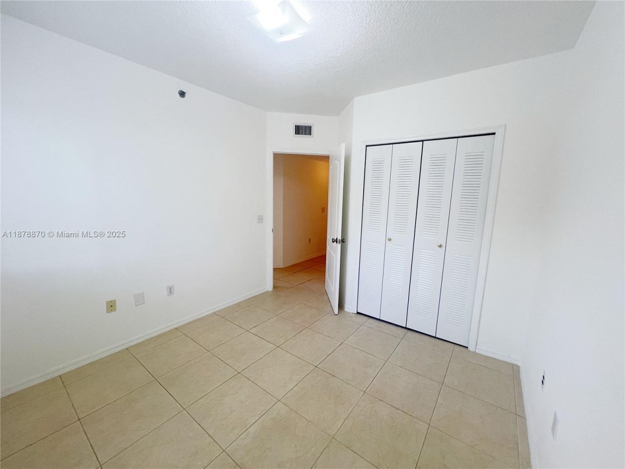 9340 Fontainebleau Blvd, Unit W206, Miami, FL 33172 Photo