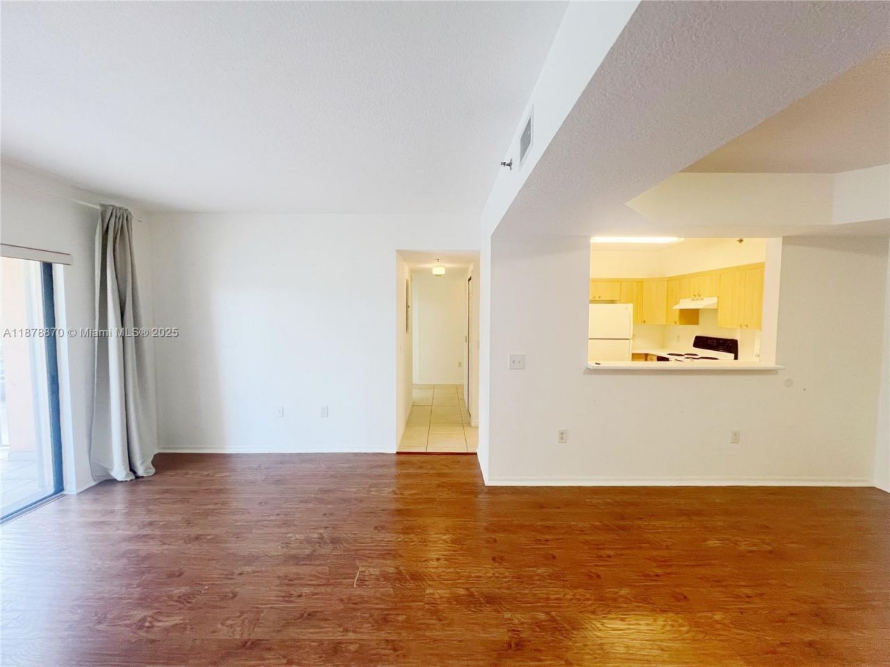 9340 Fontainebleau Blvd, Unit W206, Miami, FL 33172 Photo