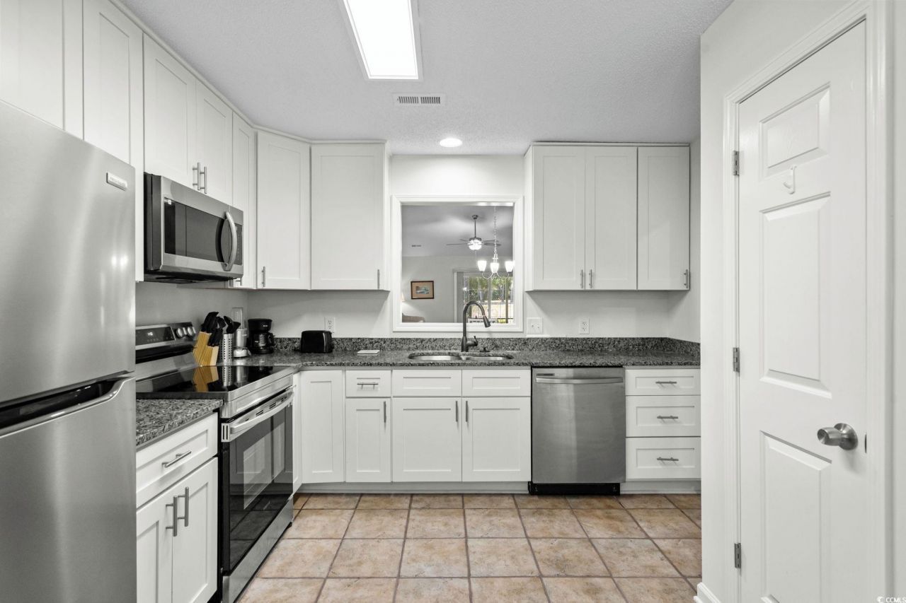 4508 Greenbriar Dr. Photo 4