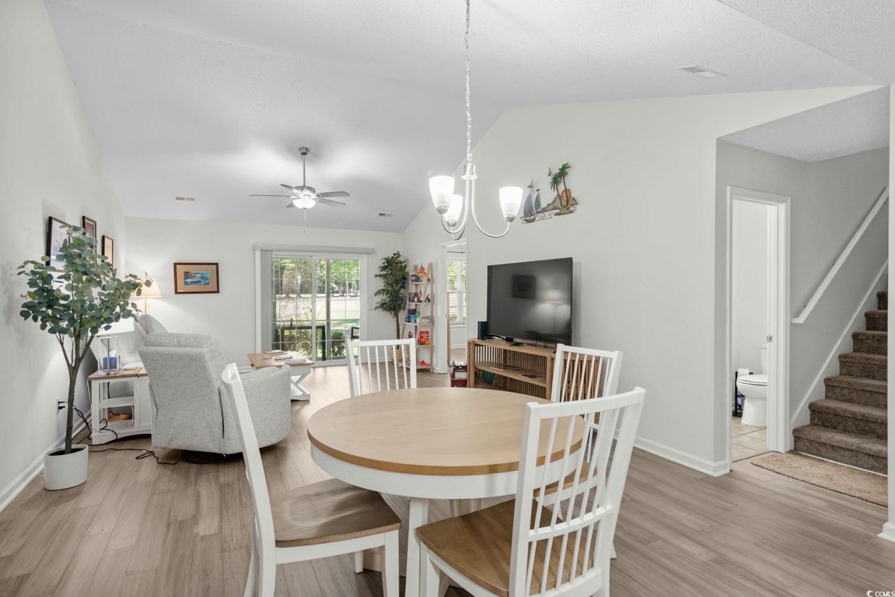 4508 Greenbriar Dr. Photo 8