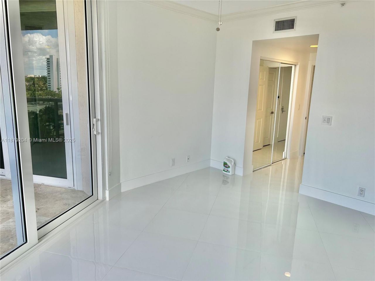 3100 N Ocean Blvd, Unit 803, Fort Lauderdale, FL 33308 Photo