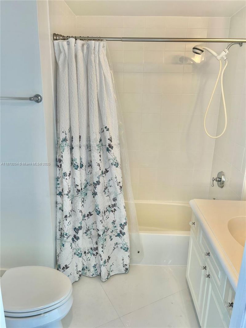 3100 N Ocean Blvd, Unit 803, Fort Lauderdale, FL 33308 Photo