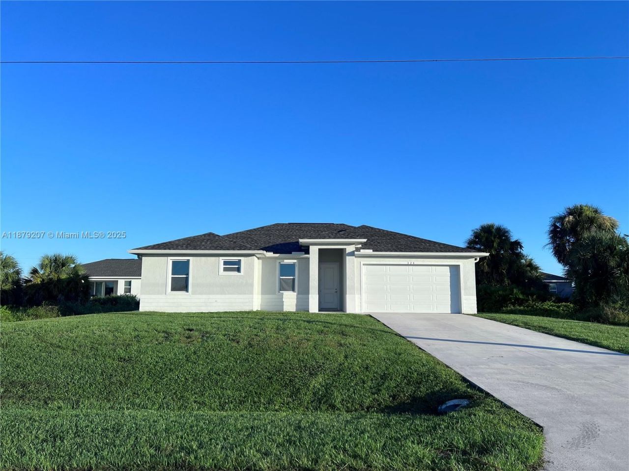 324 Kansas Terr, La Belle, FL 33939 Main Photo