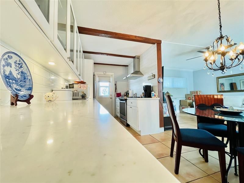 234 Hibiscus Avenue, Unit 271, Lauderdale by the Sea, FL 33308 Photo