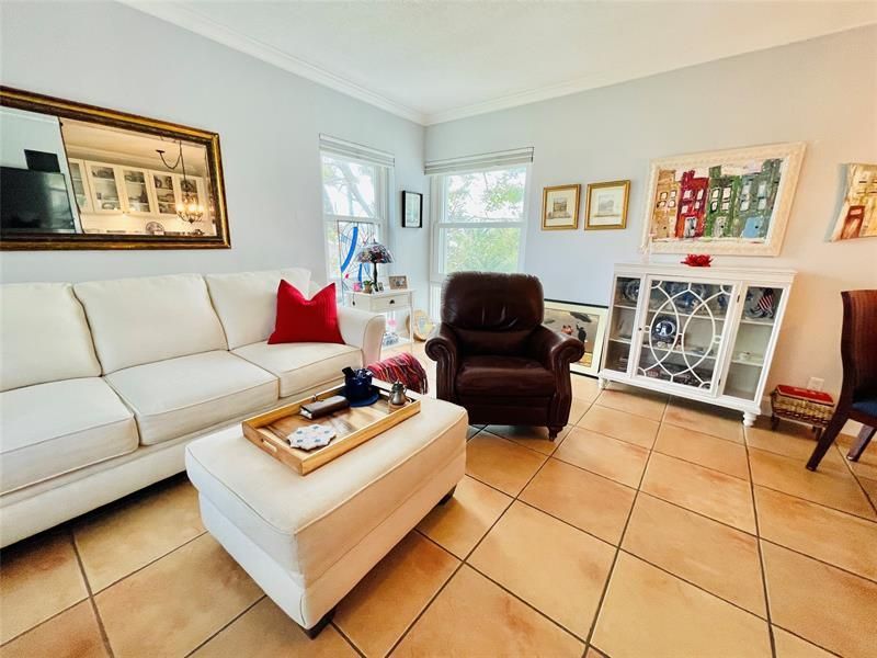 234 Hibiscus Avenue, Unit 271, Lauderdale by the Sea, FL 33308 Photo