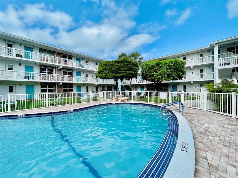 234 Hibiscus Avenue, Unit 271, Lauderdale by the Sea, FL 33308 Photo