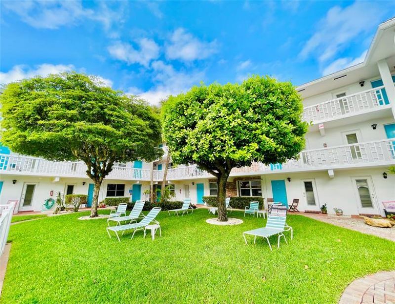 234 Hibiscus Avenue, Unit 271, Lauderdale by the Sea, FL 33308 Photo