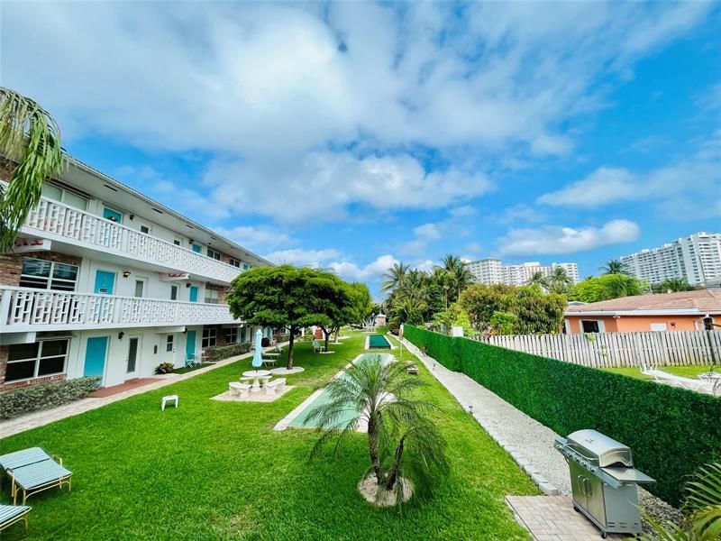 234 Hibiscus Avenue, Unit 271, Lauderdale by the Sea, FL 33308 Photo