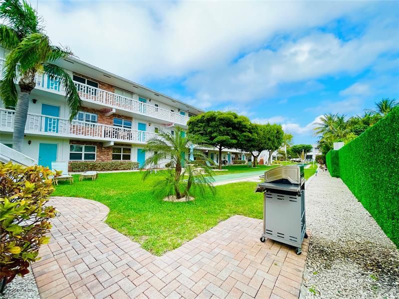 234 Hibiscus Avenue, Unit 271, Lauderdale by the Sea, FL 33308 Photo