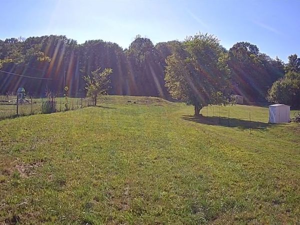 93 Pawnee dr, Bradyville, TN 37026