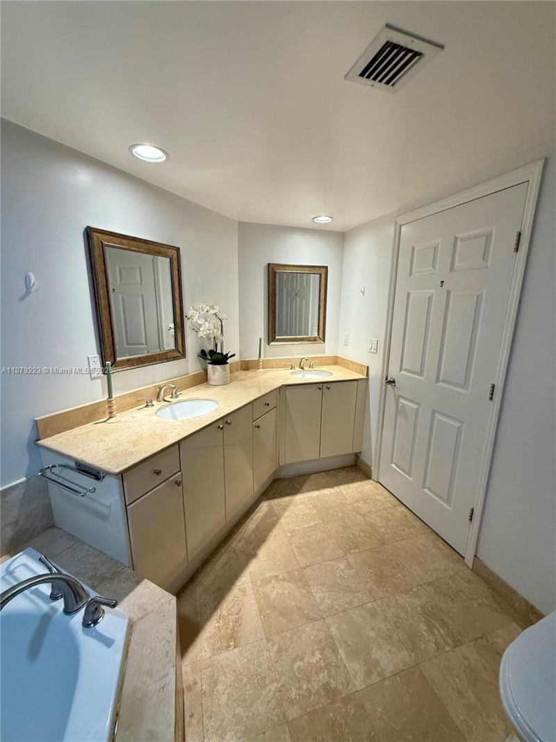1745 E Hallandale Beach Blvd, Unit 306W, Hallandale Beach, FL 33009 Photo