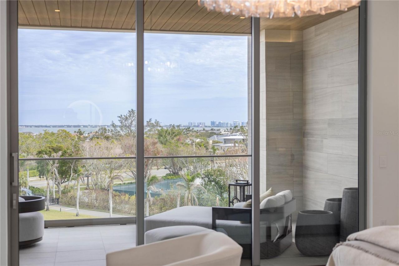 1581 Gulf Of Mexico Drive, Unit 507, Longboat Key, FL 34228 Photo