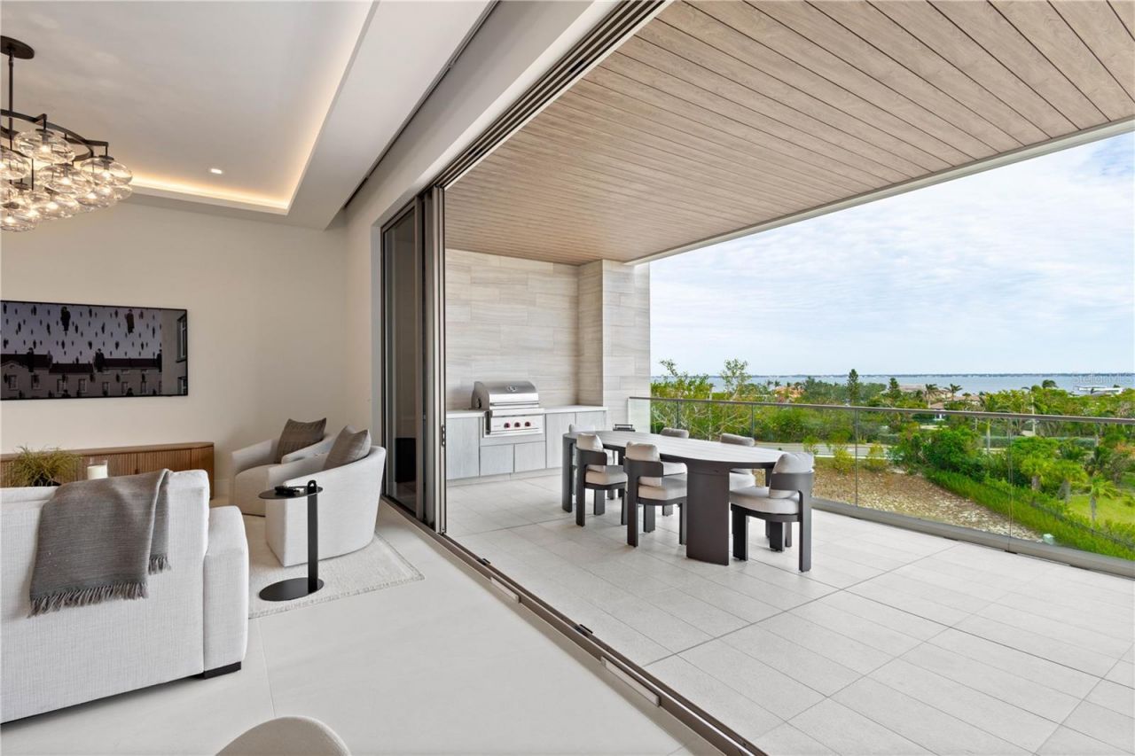 1581 Gulf Of Mexico Drive, Unit 507, Longboat Key, FL 34228 Photo