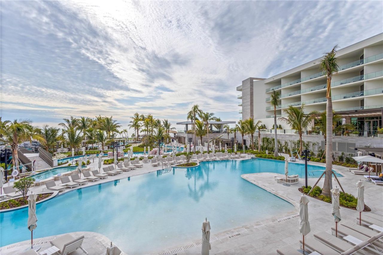 1581 Gulf Of Mexico Drive, Unit 507, Longboat Key, FL 34228 Photo