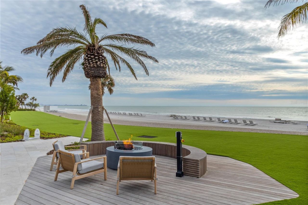 1581 Gulf Of Mexico Drive, Unit 507, Longboat Key, FL 34228 Photo