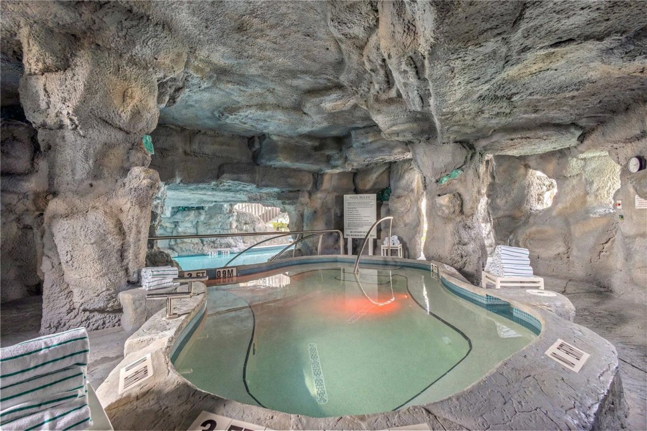 1581 Gulf Of Mexico Drive, Unit 507, Longboat Key, FL 34228 Photo