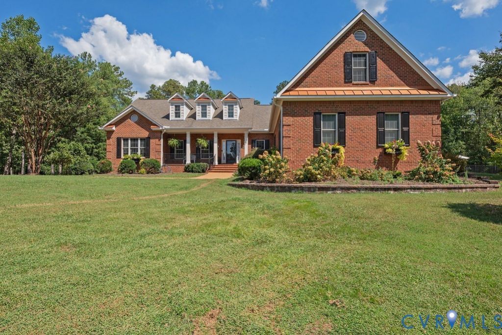 11920 Shamrock Farms Court, Glen Allen, VA 23059 Main Photo