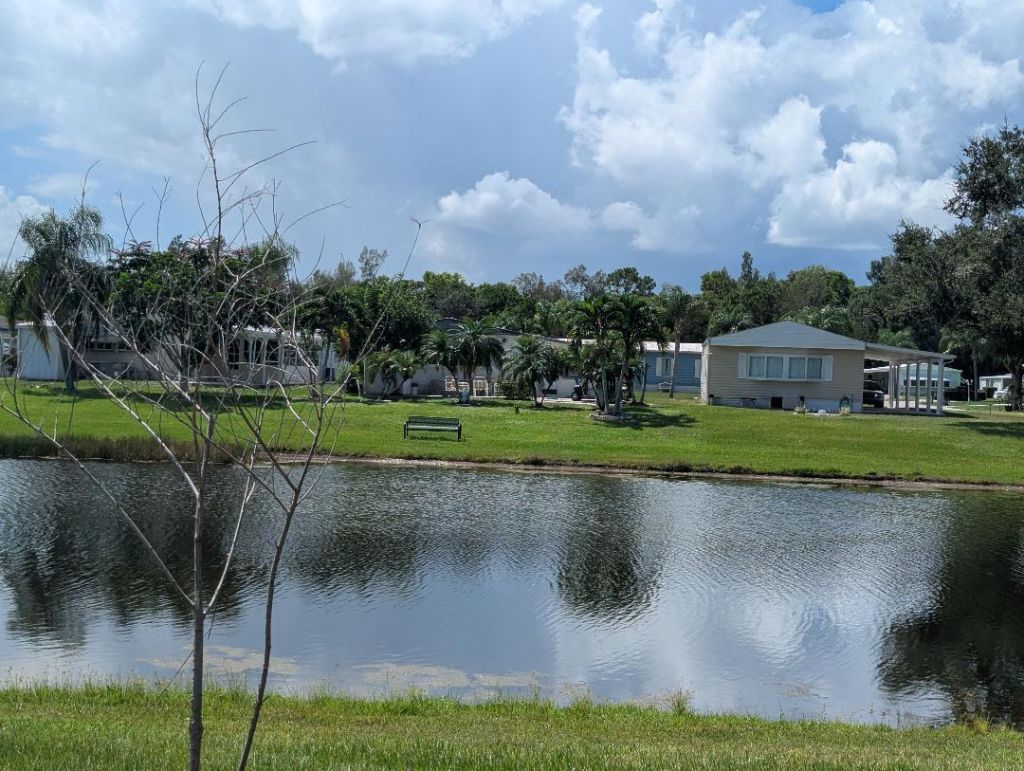 71 W Caribbean, Port Saint Lucie, FL 34952 Photo