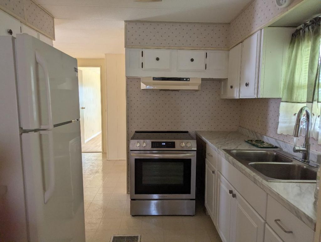 71 W Caribbean, Port Saint Lucie, FL 34952 Photo