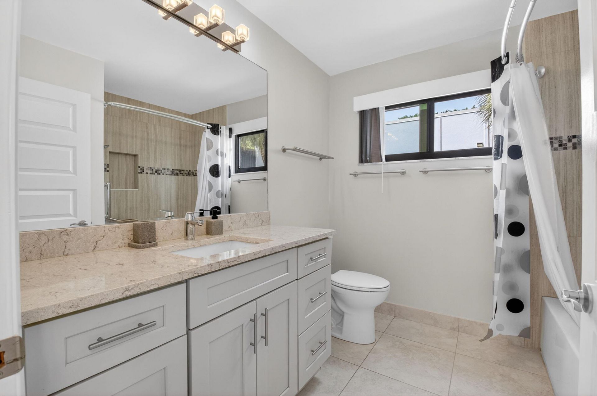 15109 Ashland Drive, Unit 323, Delray Beach, FL 33484 Photo