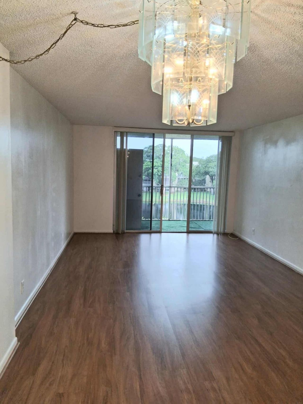 3301 NW 47th Terrace, Unit 403, Lauderdale Lakes, FL 33319 Photo