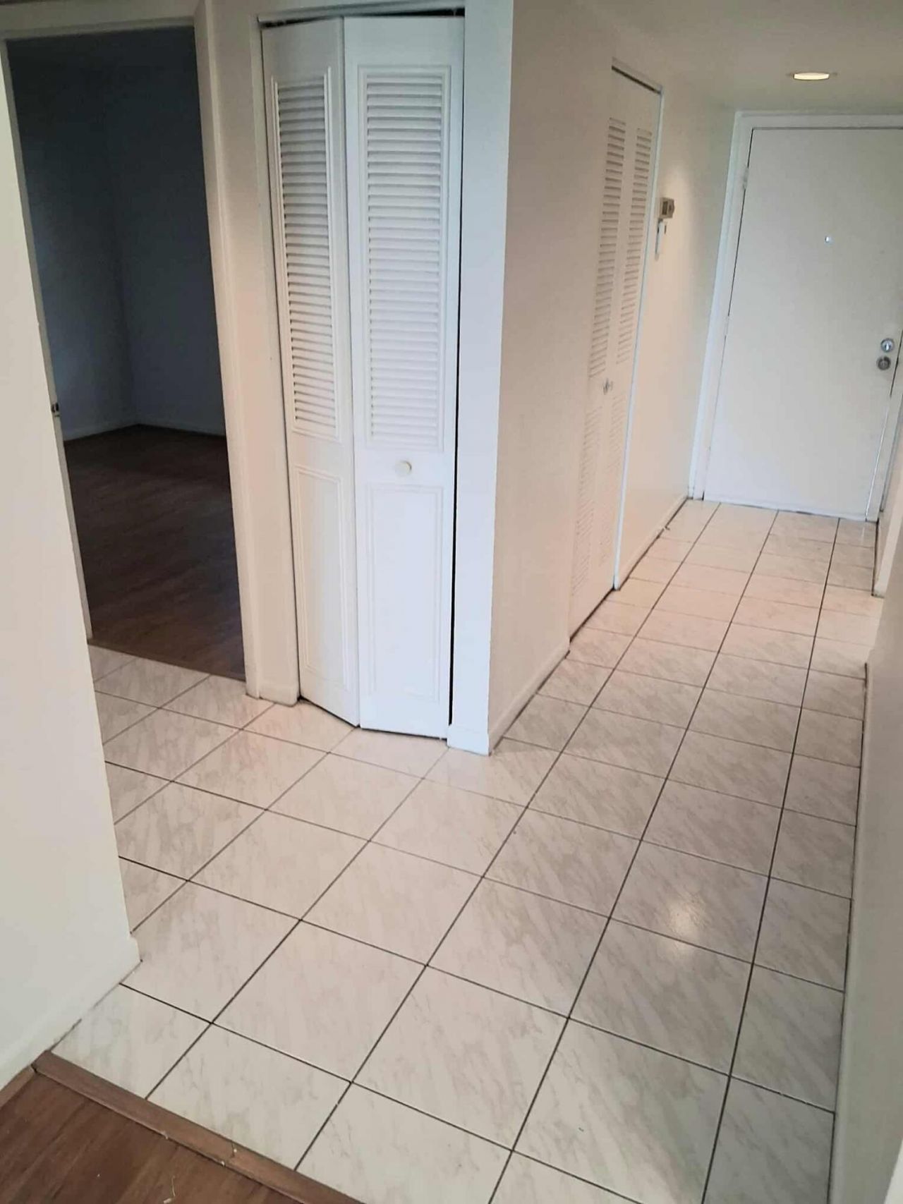 3301 NW 47th Terrace, Unit 403, Lauderdale Lakes, FL 33319 Photo