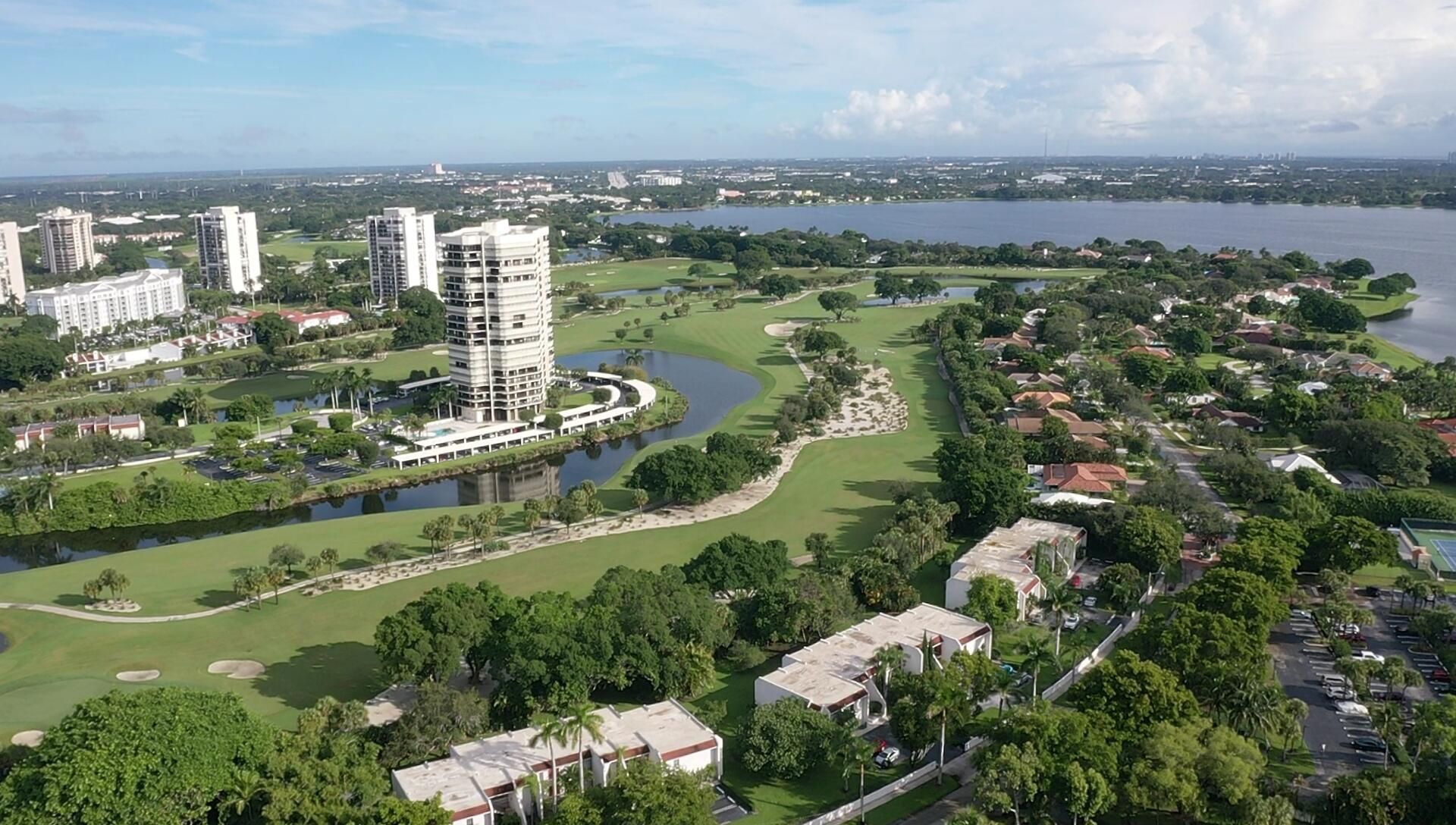 1739 Embassy Drive, Unit 202, West Palm Beach, FL 33401 Photo