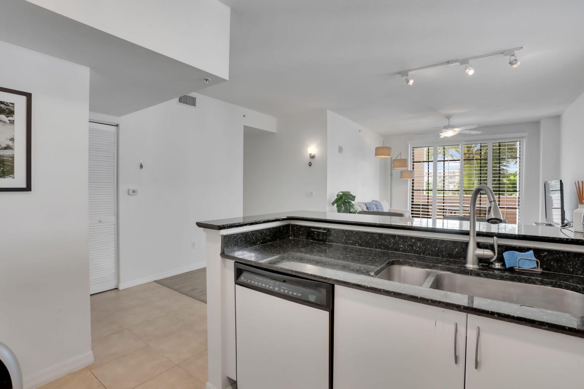 233 S Federal Highway, Unit 325, Boca Raton, FL 33432 Photo