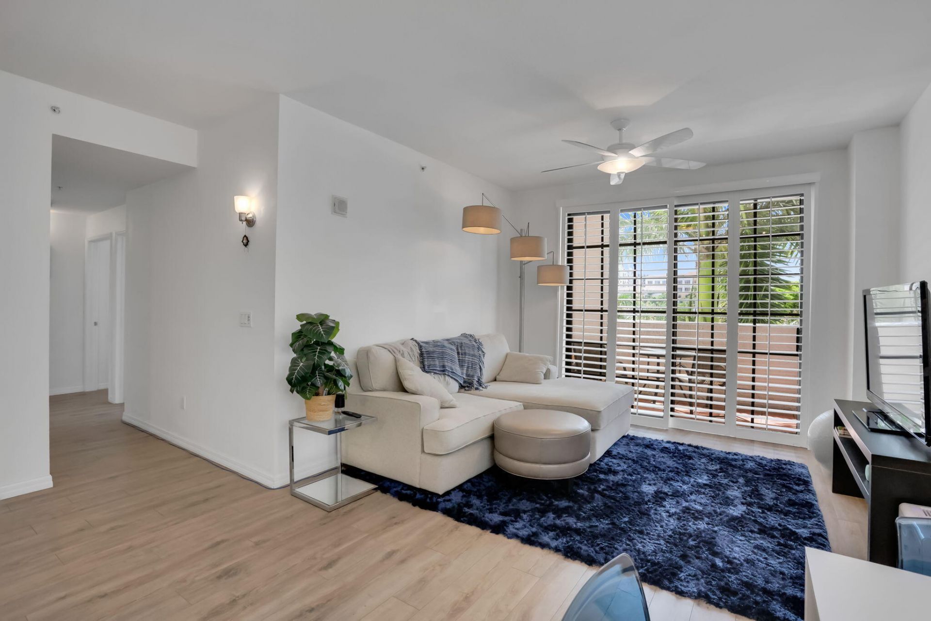 233 S Federal Highway, Unit 325, Boca Raton, FL 33432 Photo