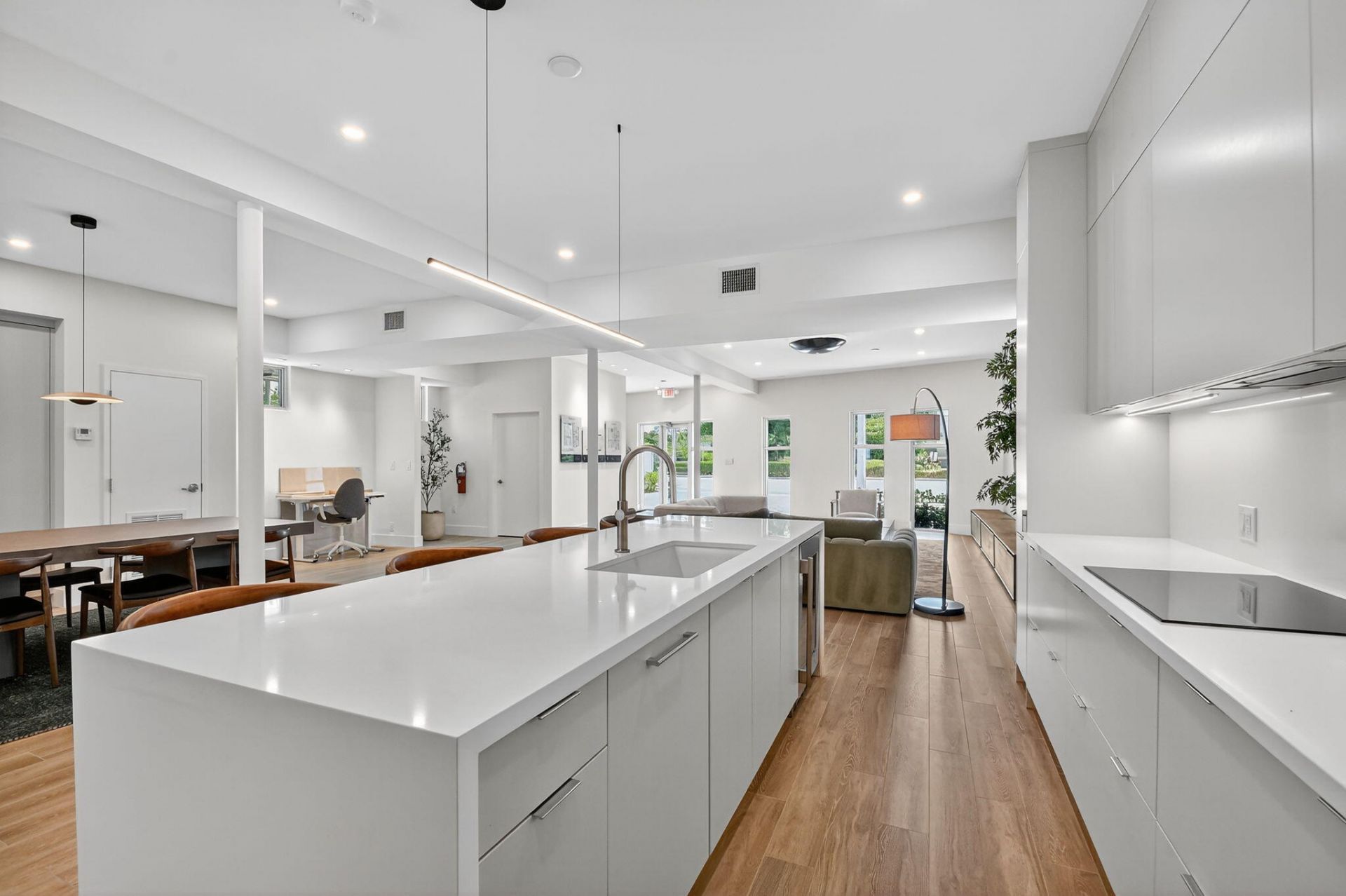 3705 N Federal Highway, Delray Beach, FL 33483 Photo