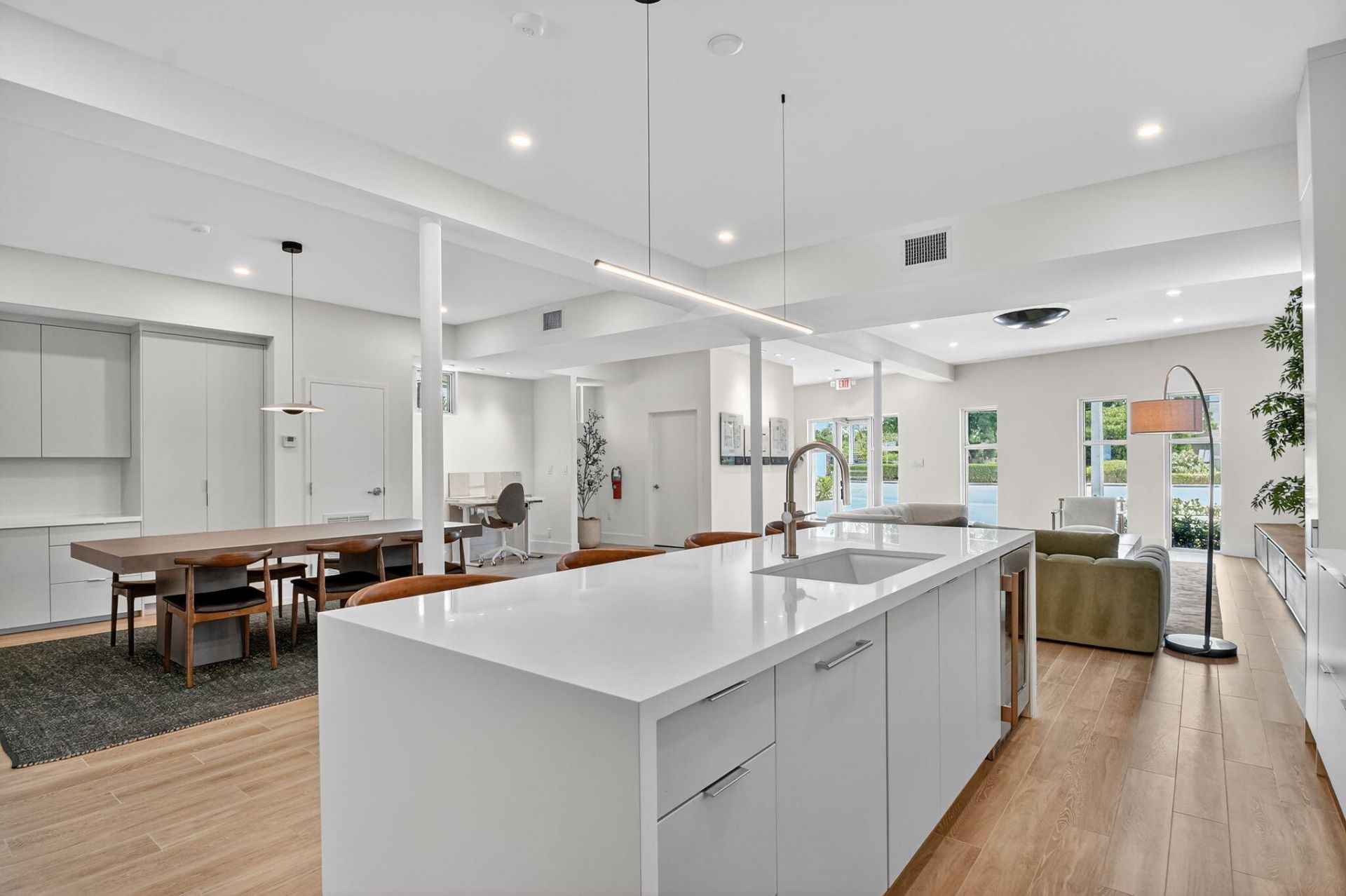3705 N Federal Highway, Delray Beach, FL 33483 Photo